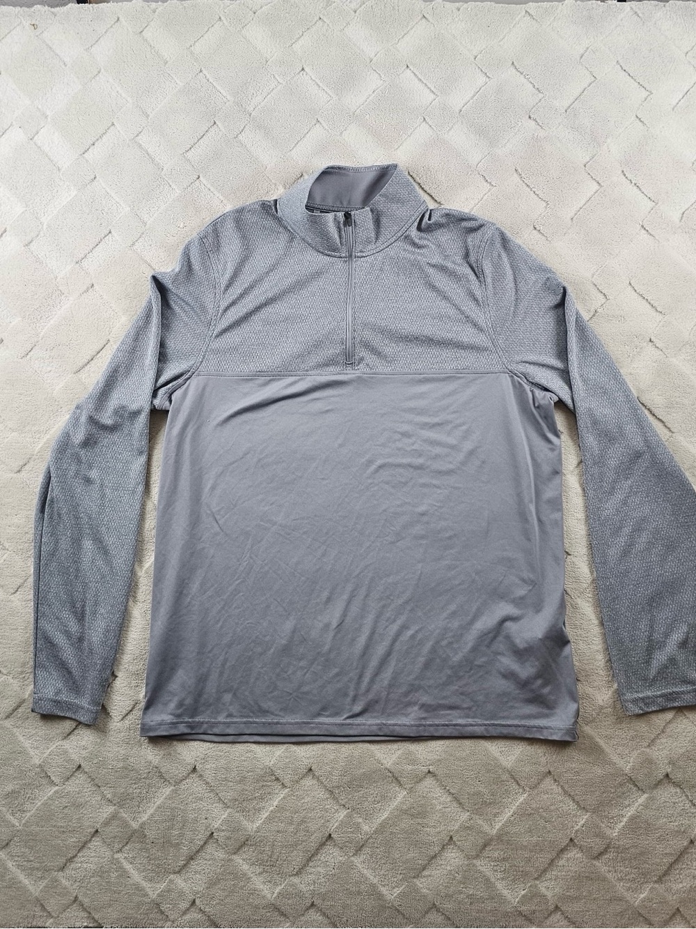 Under Armour Sweatshirt Mens Large Gray 1/4th Zip Pull Over Golf Casual